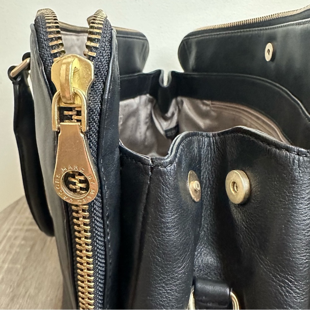 Marc By Marc Jacobs Tote Bag - Picture 8 of 16